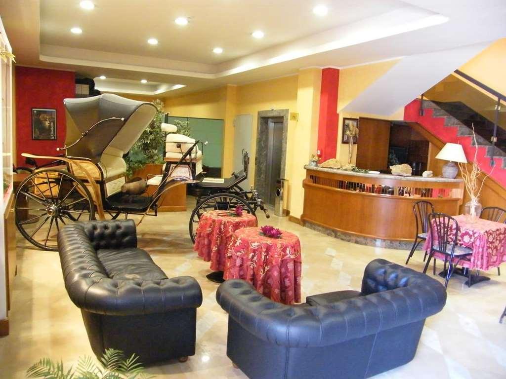Hotel Residence Memmina Frosinone Inreriör bild