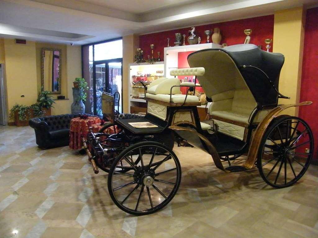 Hotel Residence Memmina Frosinone Inreriör bild