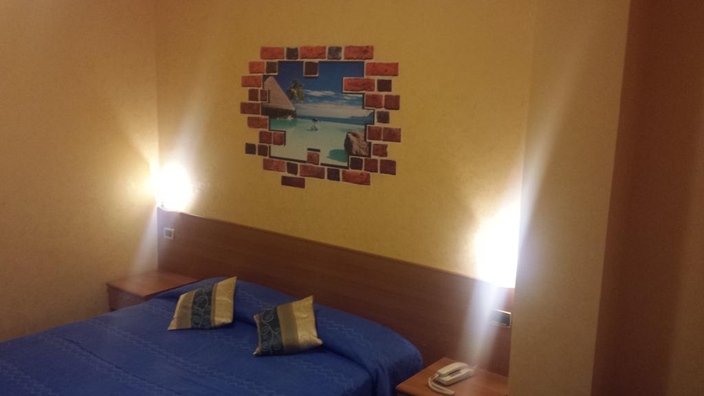 Hotel Residence Memmina Frosinone Rum bild